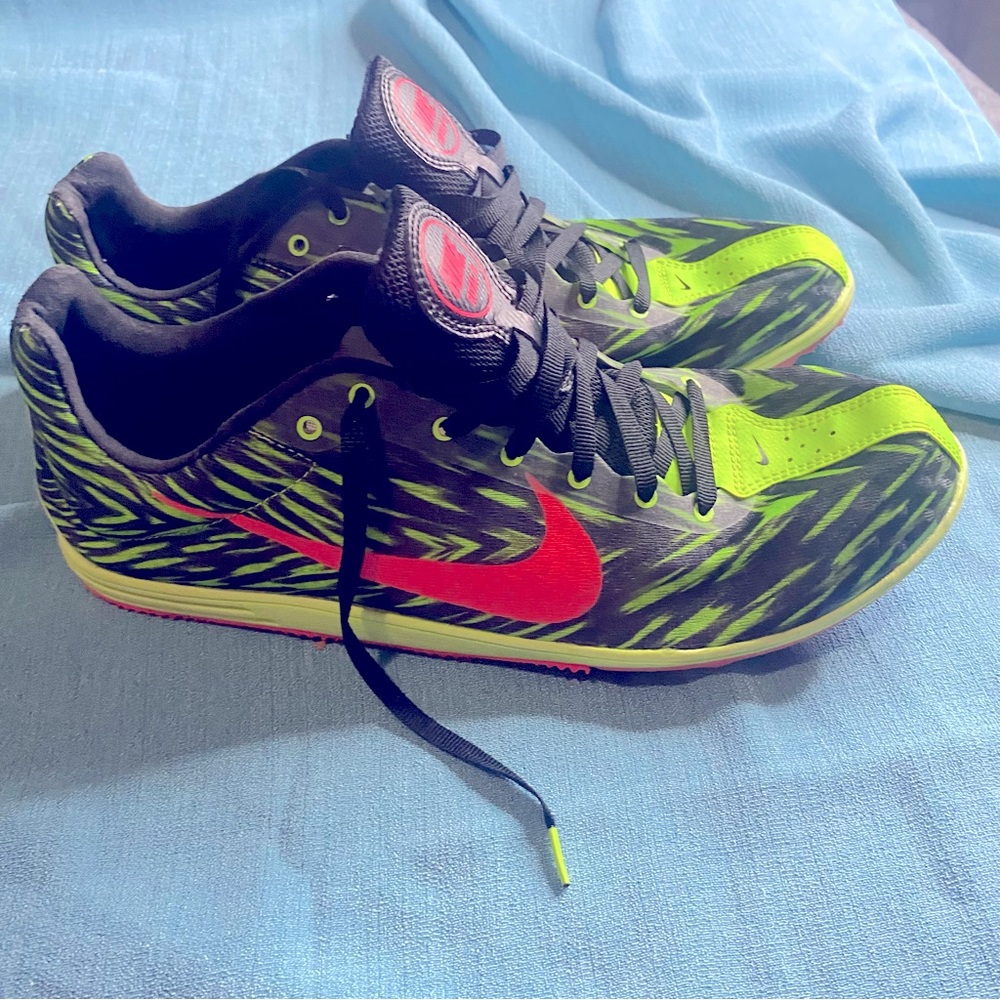 Nike men’s size 11 track spike zoom rival green